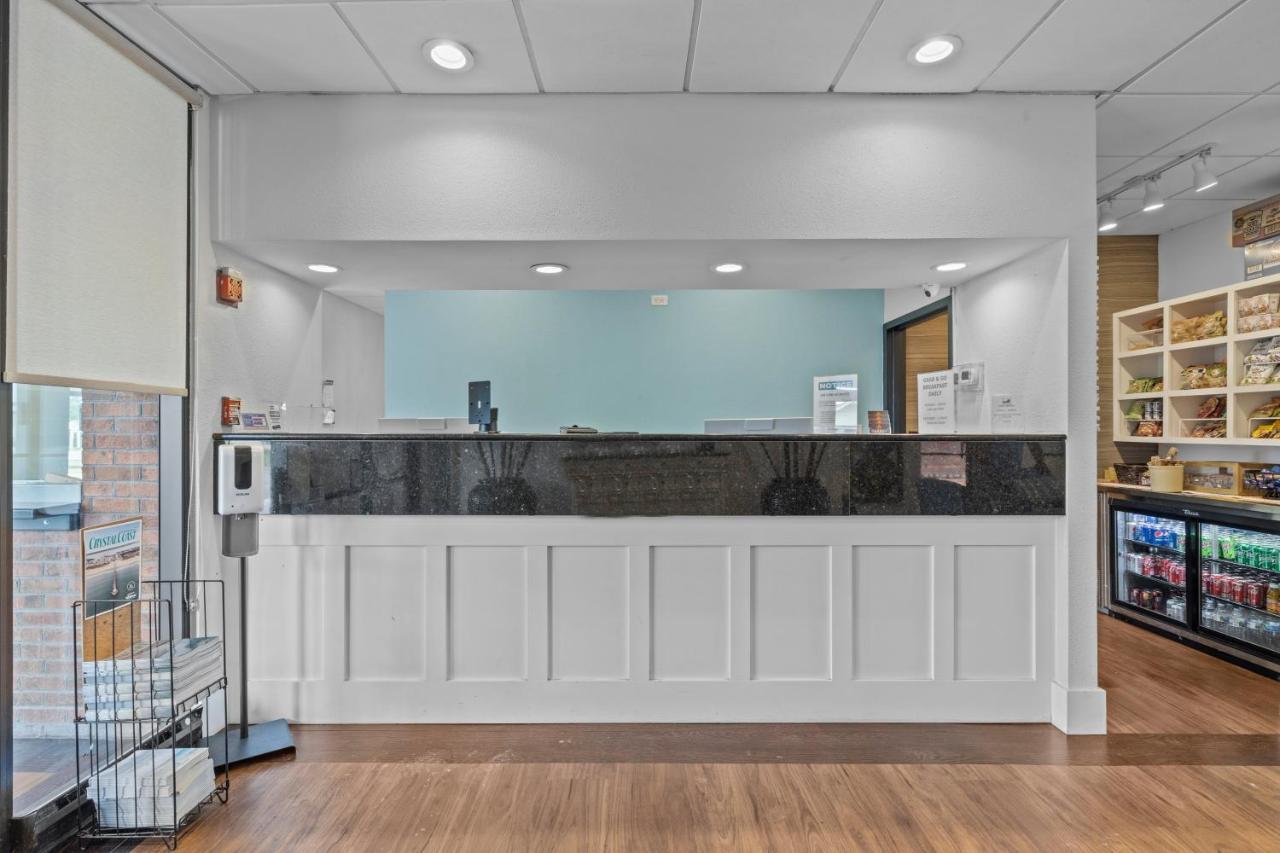 Garnet Inn & Suites, Morehead City Near Atlantic Beach Экстерьер фото