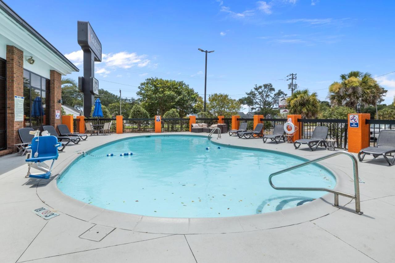 Garnet Inn & Suites, Morehead City Near Atlantic Beach Экстерьер фото
