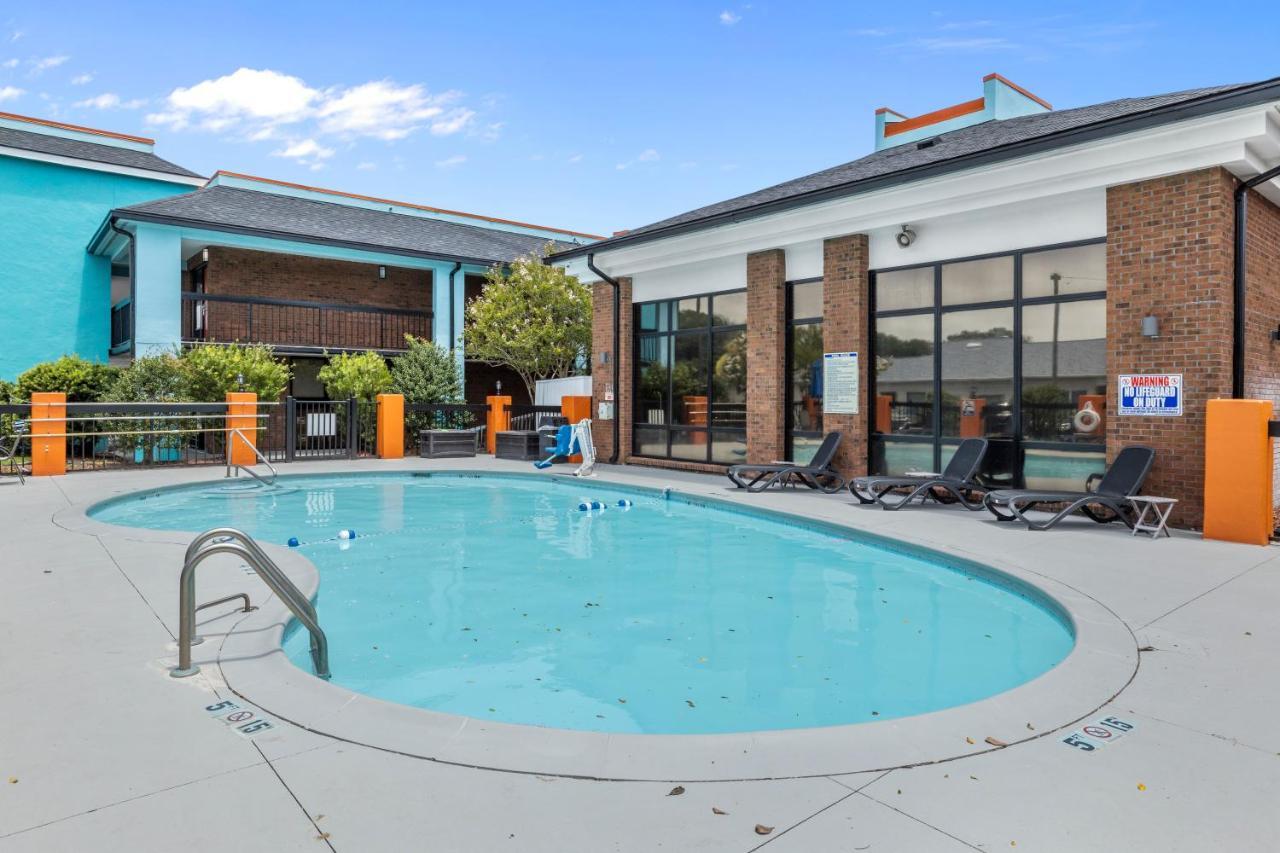 Garnet Inn & Suites, Morehead City Near Atlantic Beach Экстерьер фото
