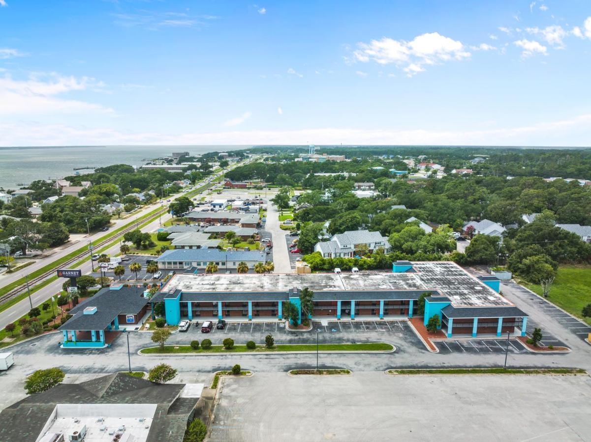 Garnet Inn & Suites, Morehead City Near Atlantic Beach Экстерьер фото