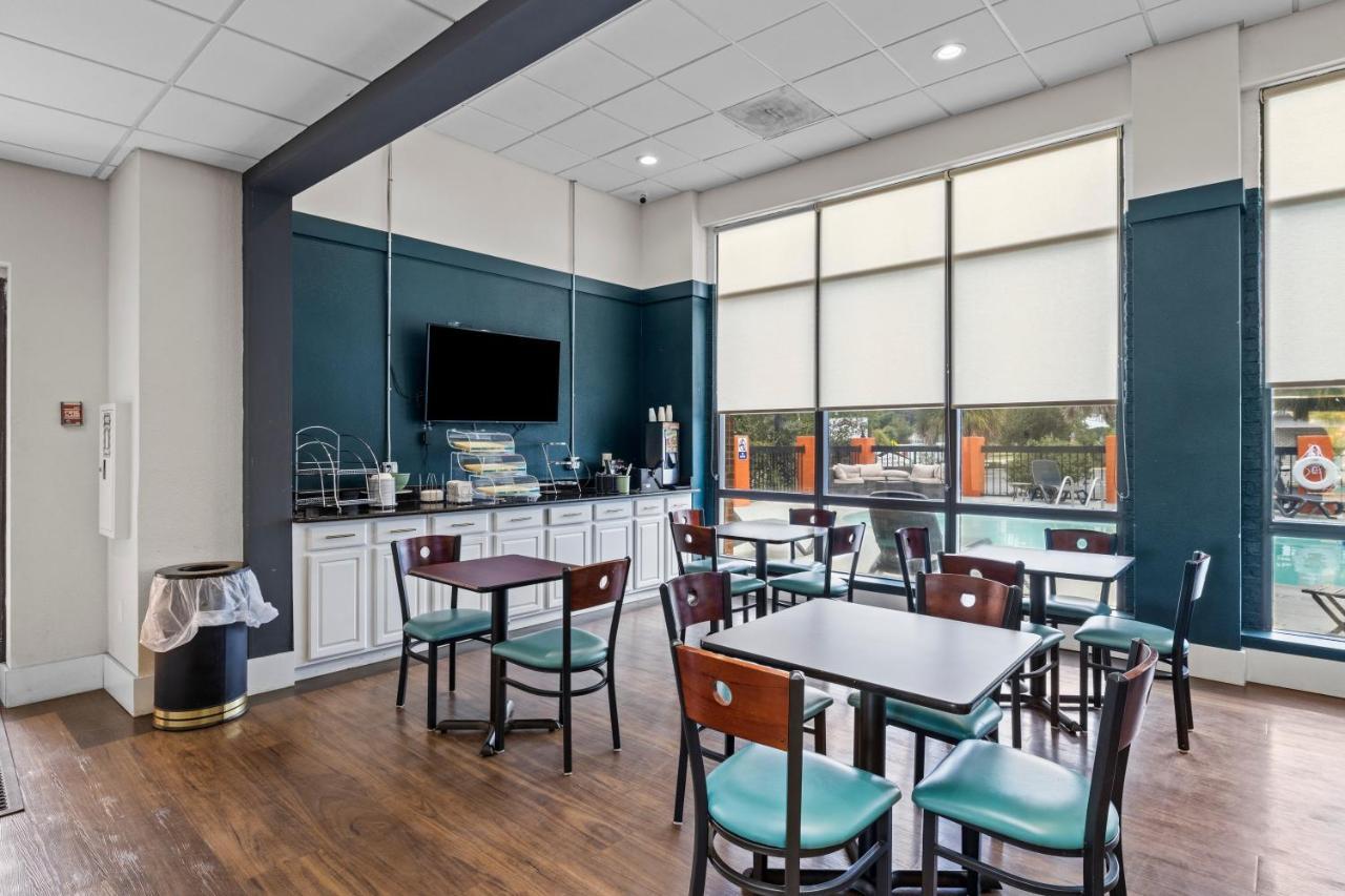Garnet Inn & Suites, Morehead City Near Atlantic Beach Экстерьер фото