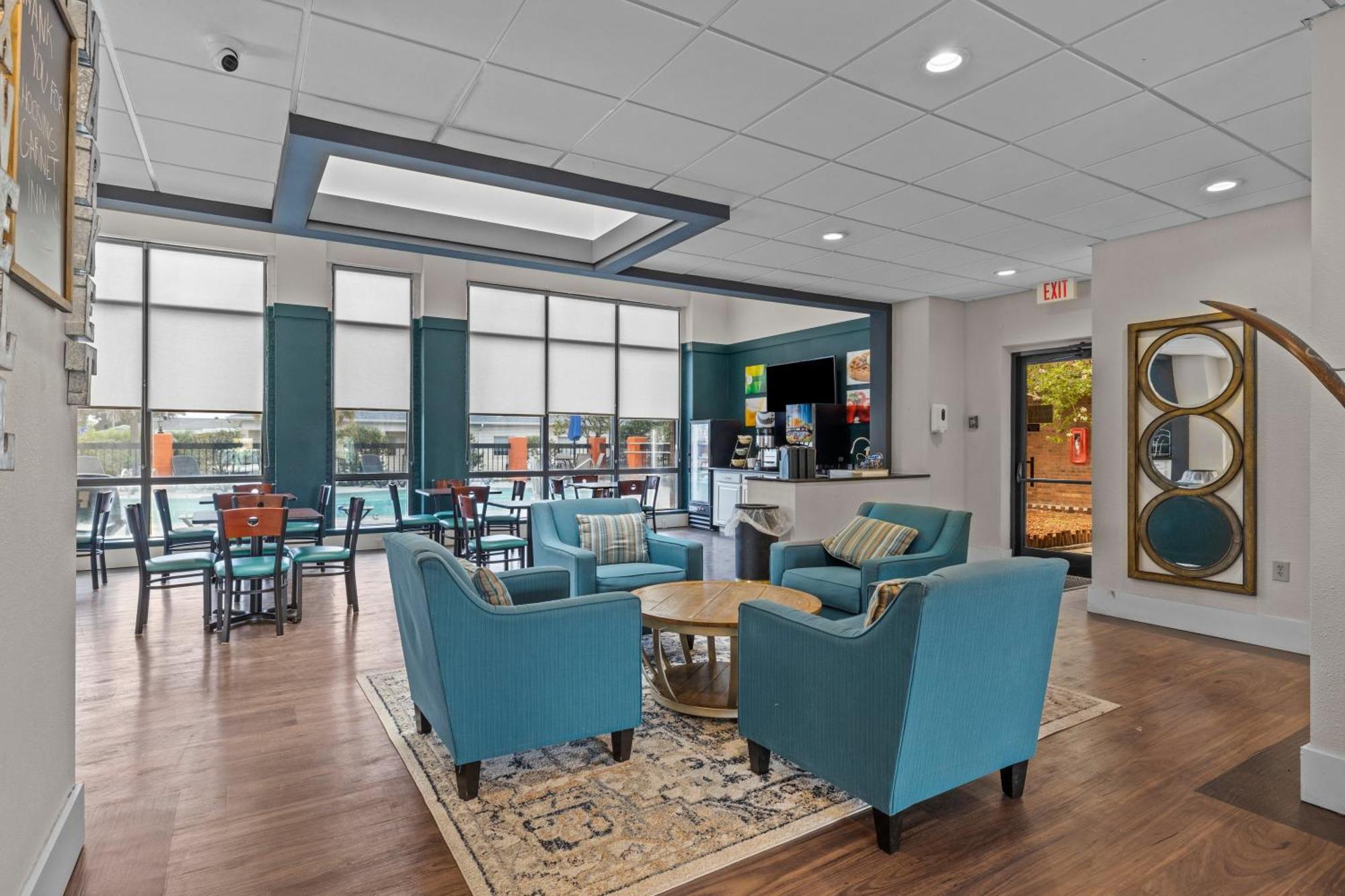 Garnet Inn & Suites, Morehead City Near Atlantic Beach Экстерьер фото