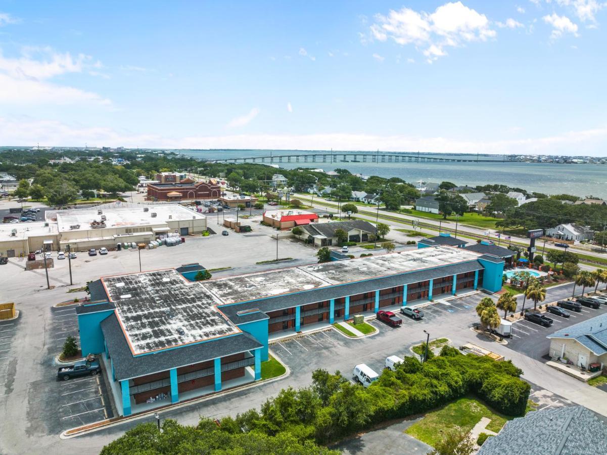 Garnet Inn & Suites, Morehead City Near Atlantic Beach Экстерьер фото