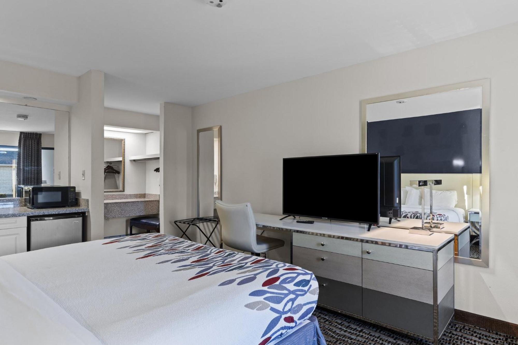 Garnet Inn & Suites, Morehead City Near Atlantic Beach Экстерьер фото